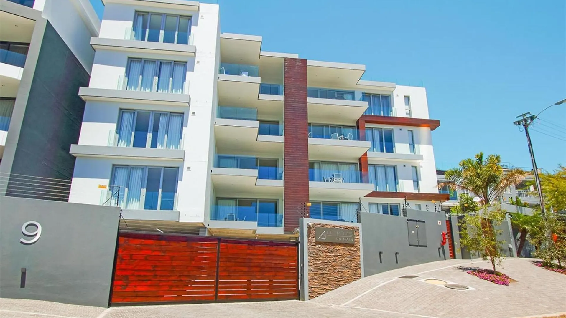 Bright 2Bed In Sea Point W Sea Views Helio Haven Apartment Cape Town