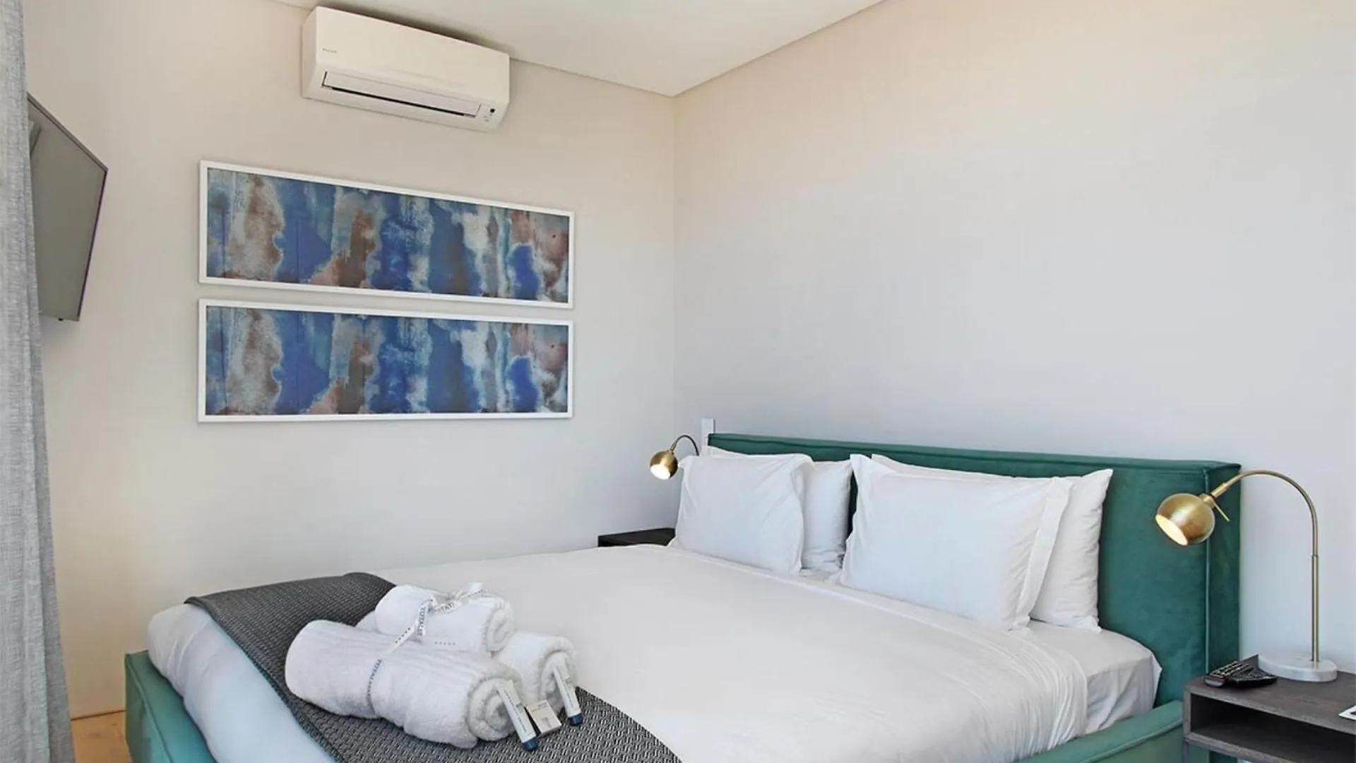 Bright 2Bed In Sea Point W Sea Views Helio Haven Apartment Cape Town