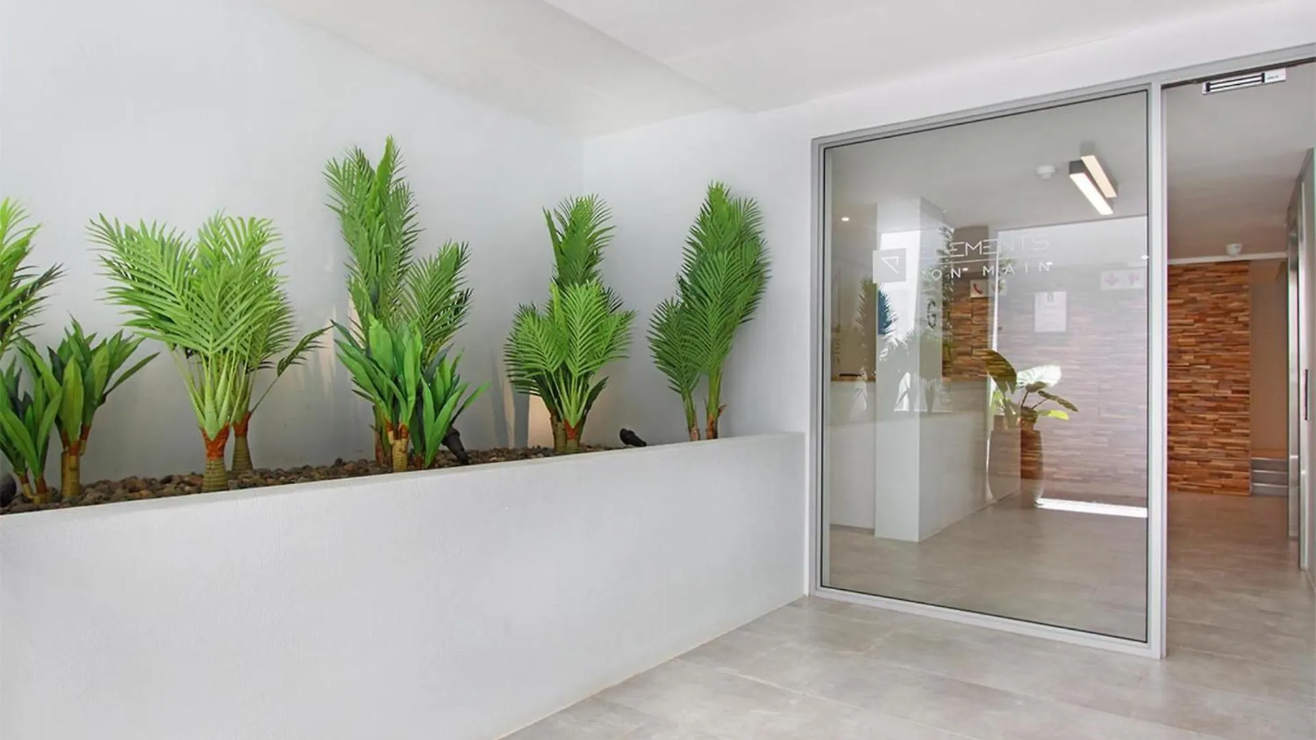 Bright 2Bed In Sea Point W Sea Views Helio Haven Apartment Cape Town